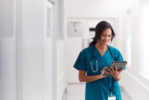 How to Become a Clinical Nurse Specialist in 3 Steps | Incredible Health